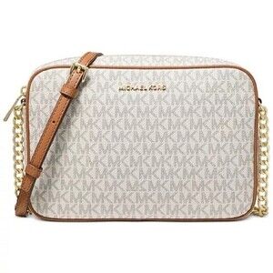New! Michael Kors Jet Set Monogram Leather Vanilla Large Camera Crossbody Bag